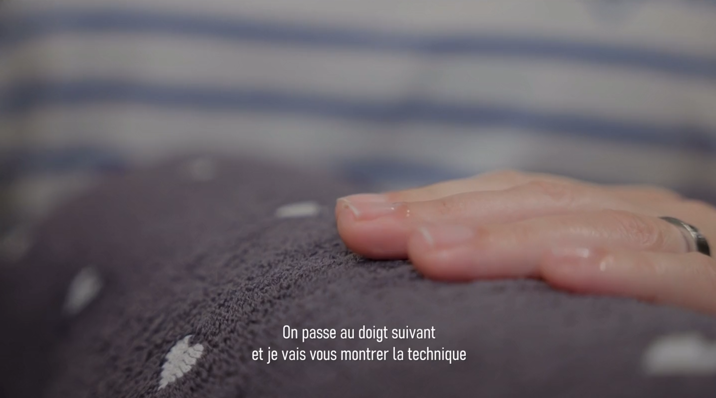 Charger la vidéo : Vidéo Auto Manucure par Bleucocotte